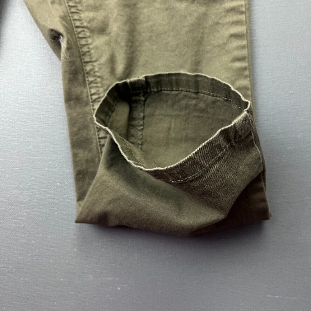 GapKids Boys Size 7 Green Cropped Pants Capri Casual Relaxed Fit Outdoor Play